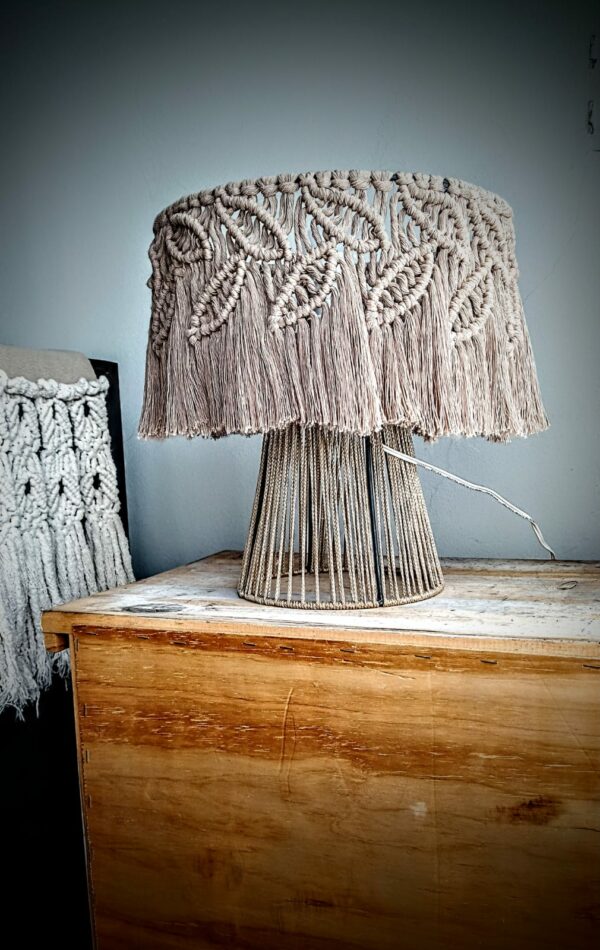 Velador de macramé