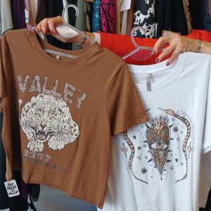 Remeras básicas estampadas